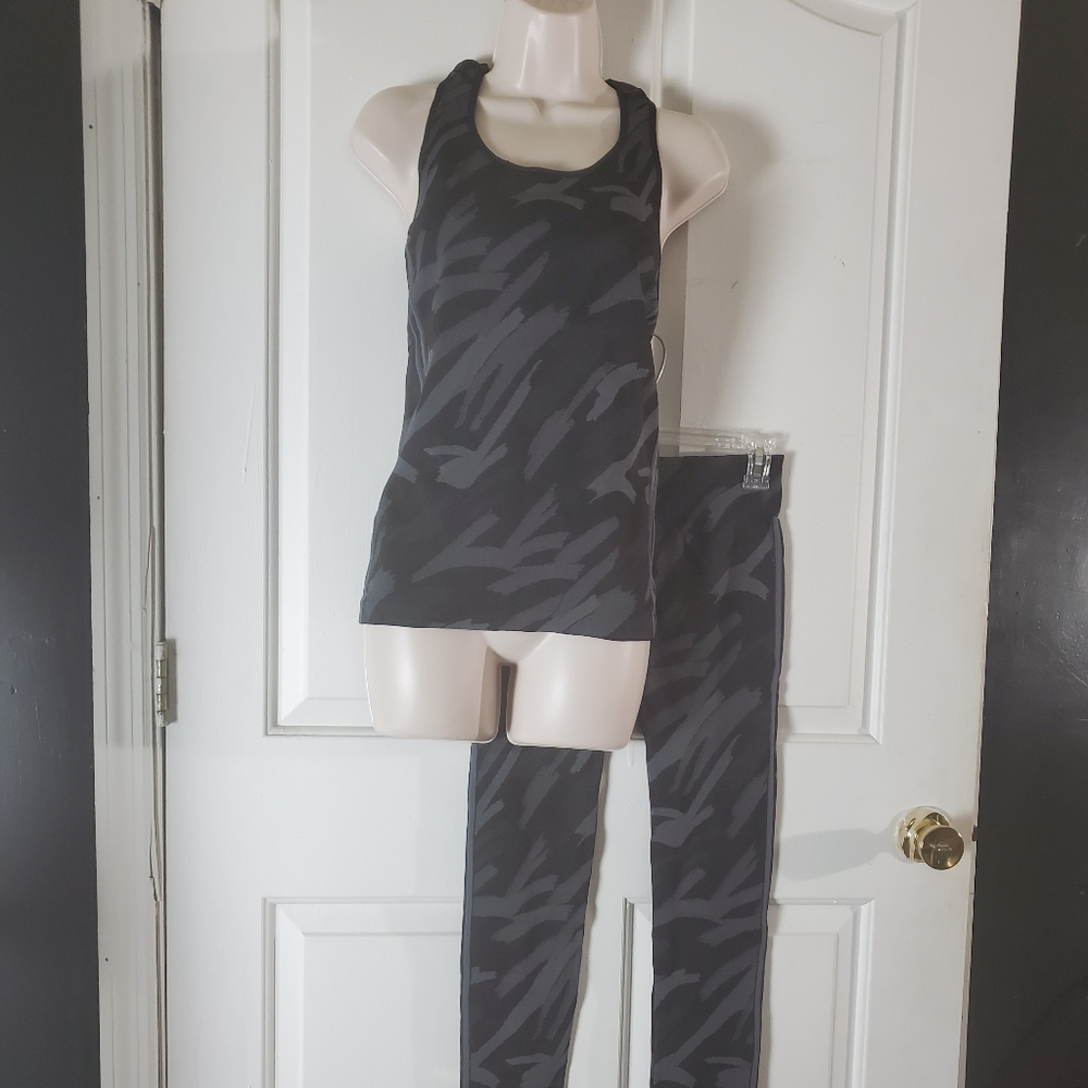 Athleisure set S /M racerback/Leggings gray black